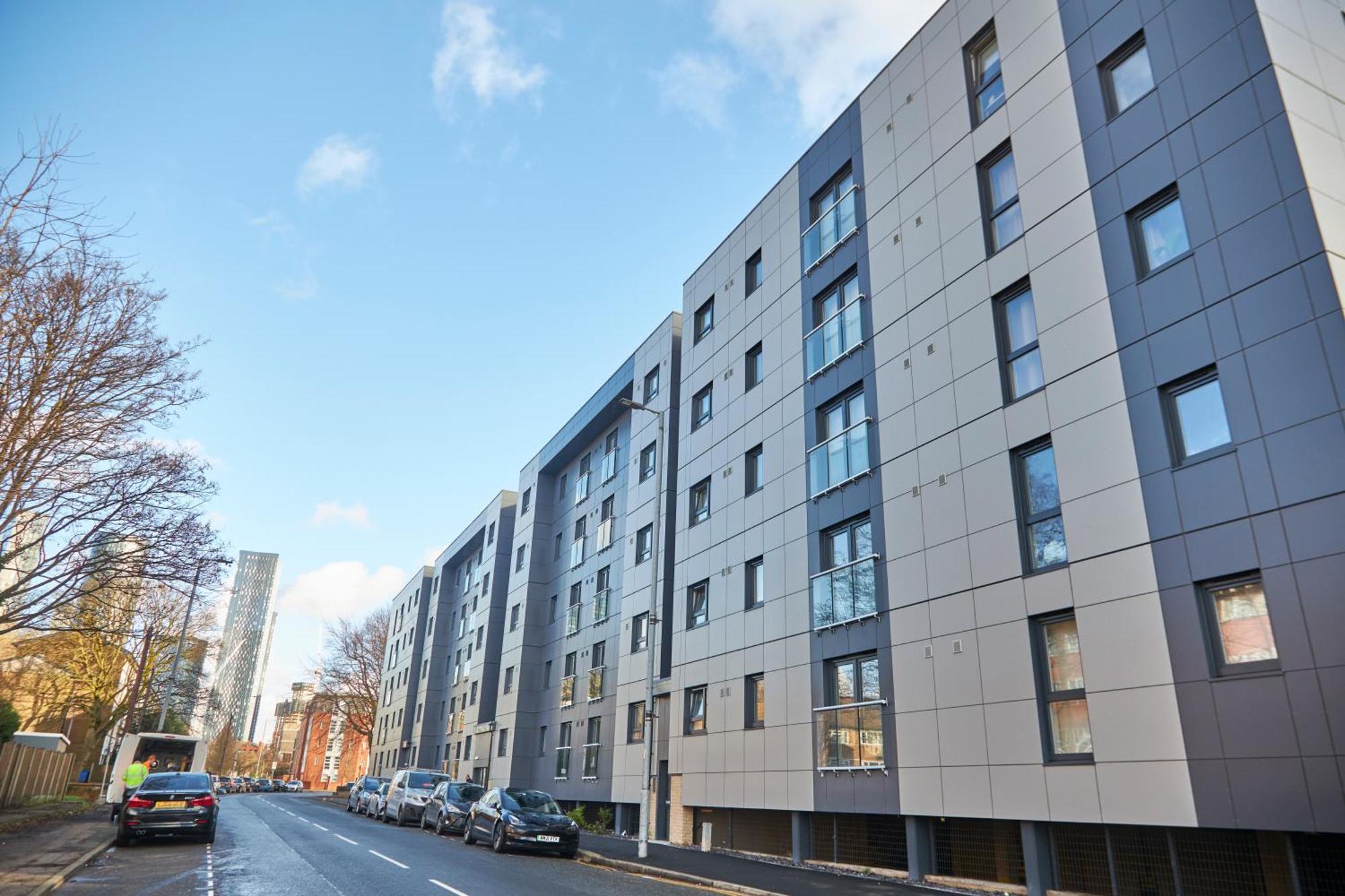 Deluxe And Cozy Two Bedroom With 1 Bathroom And Open Balcony Manchester Exterior foto